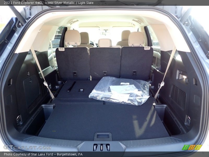Iconic Silver Metallic / Light Slate 2021 Ford Explorer 4WD
