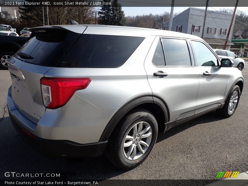 Iconic Silver Metallic / Light Slate 2021 Ford Explorer 4WD