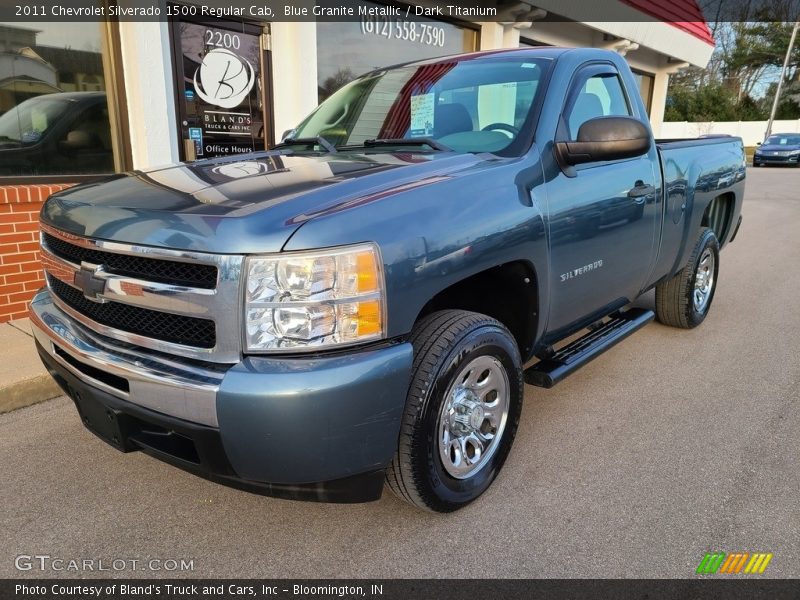 Front 3/4 View of 2011 Silverado 1500 Regular Cab