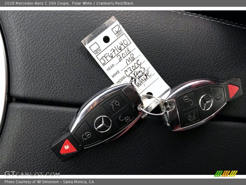 Polar White / Cranberry Red/Black 2018 Mercedes-Benz C 300 Coupe