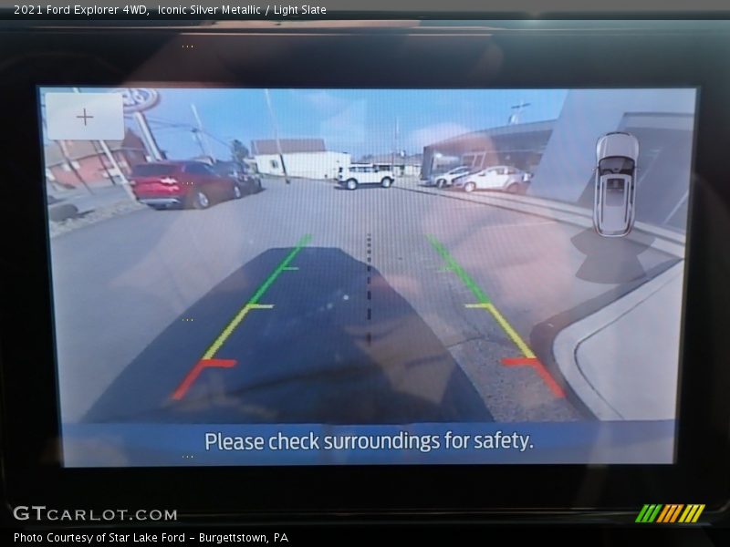 Iconic Silver Metallic / Light Slate 2021 Ford Explorer 4WD