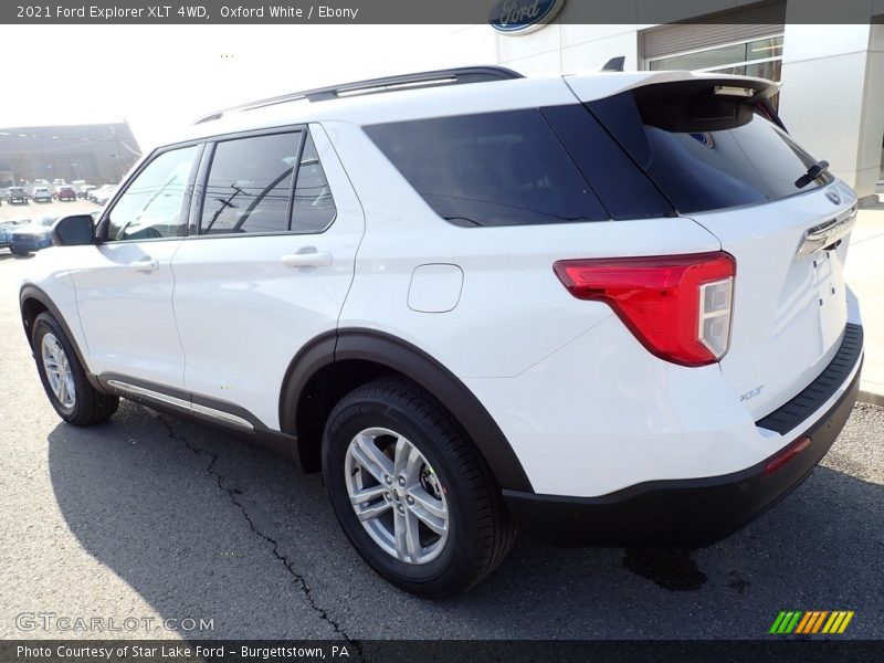Oxford White / Ebony 2021 Ford Explorer XLT 4WD