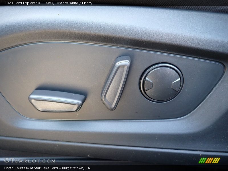 Oxford White / Ebony 2021 Ford Explorer XLT 4WD