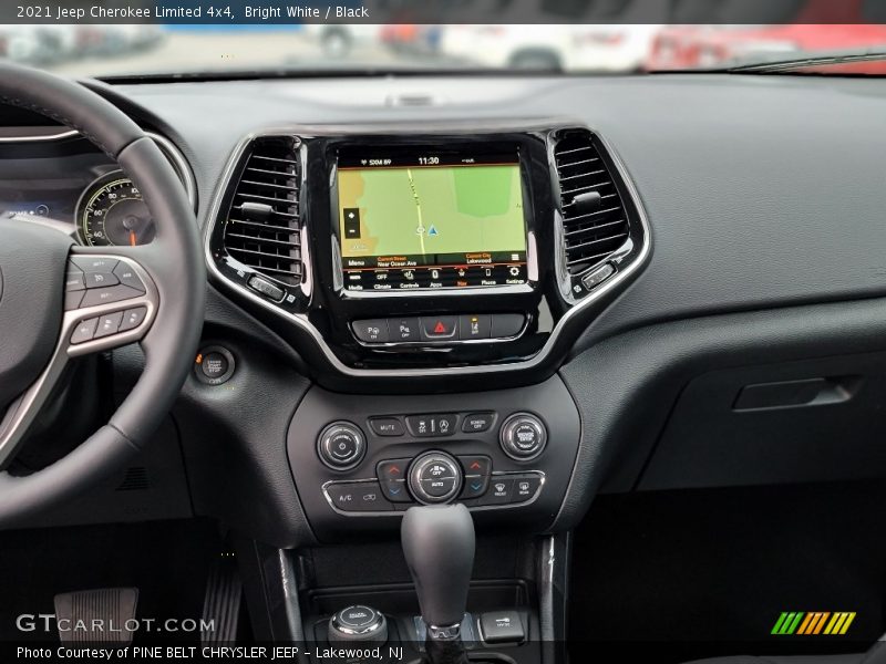 Bright White / Black 2021 Jeep Cherokee Limited 4x4