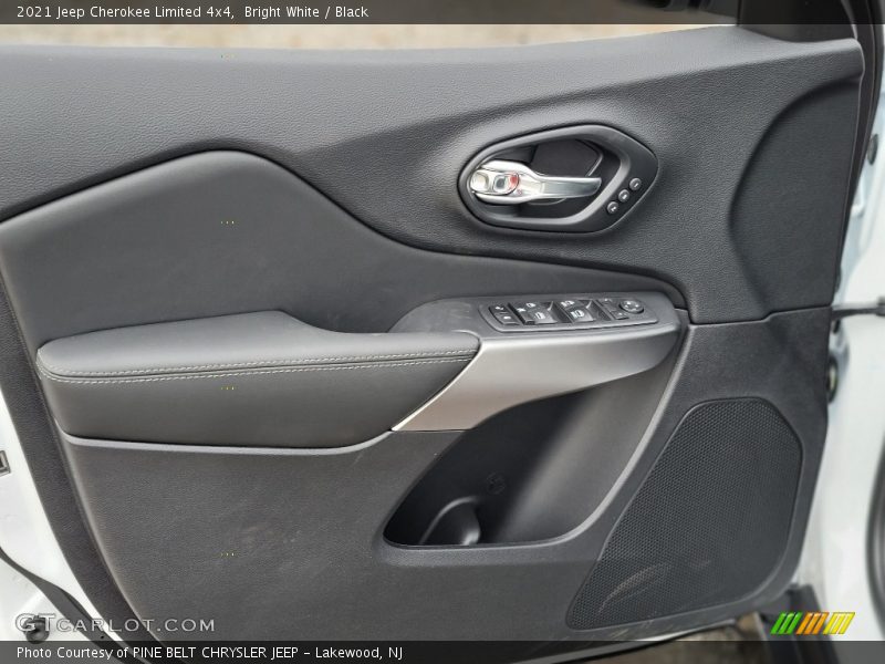 Bright White / Black 2021 Jeep Cherokee Limited 4x4
