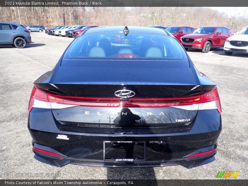 Phantom Black / Black 2021 Hyundai Elantra Limited