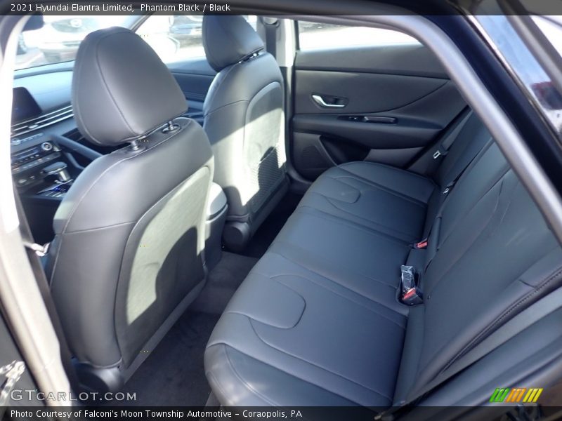 Phantom Black / Black 2021 Hyundai Elantra Limited