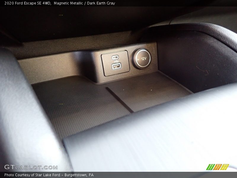 Magnetic Metallic / Dark Earth Gray 2020 Ford Escape SE 4WD