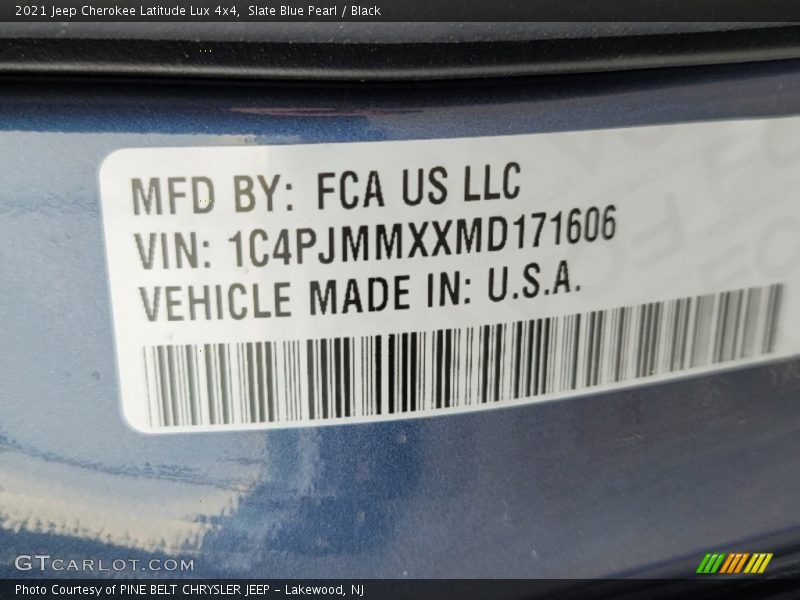 Slate Blue Pearl / Black 2021 Jeep Cherokee Latitude Lux 4x4