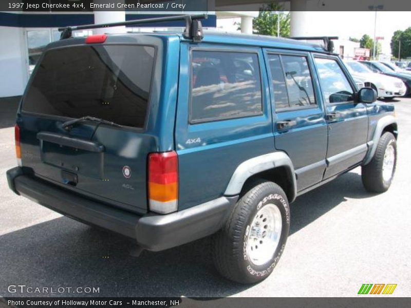 Emerald Green Pearlcoat / Grey 1997 Jeep Cherokee 4x4