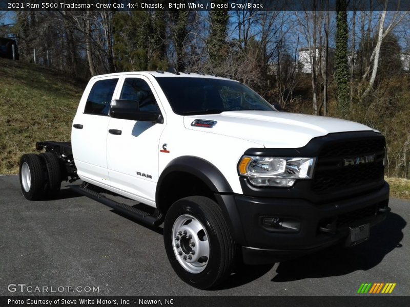 Bright White / Diesel Gray/Black 2021 Ram 5500 Tradesman Crew Cab 4x4 Chassis