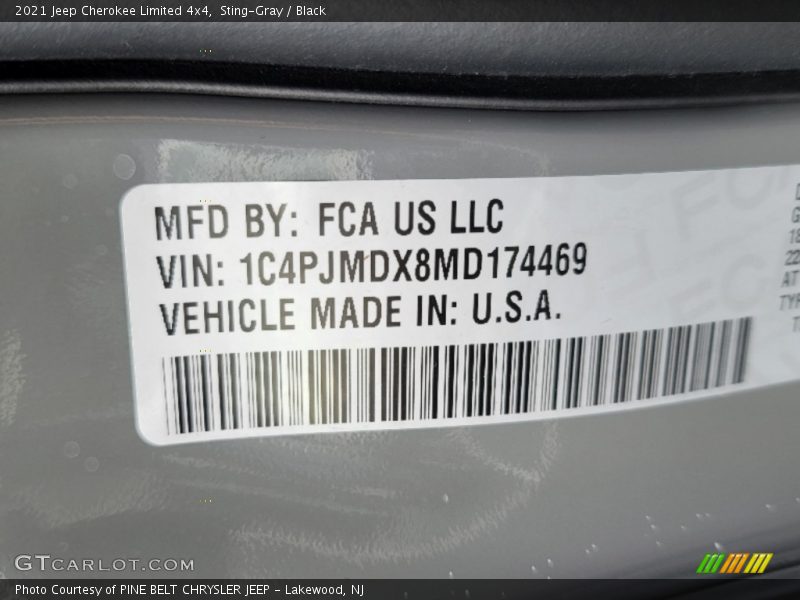 Sting-Gray / Black 2021 Jeep Cherokee Limited 4x4