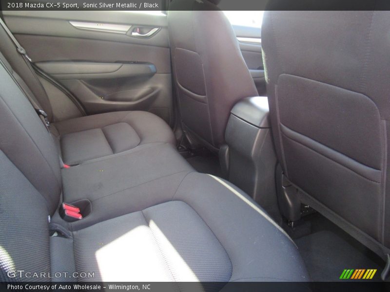 Sonic Silver Metallic / Black 2018 Mazda CX-5 Sport