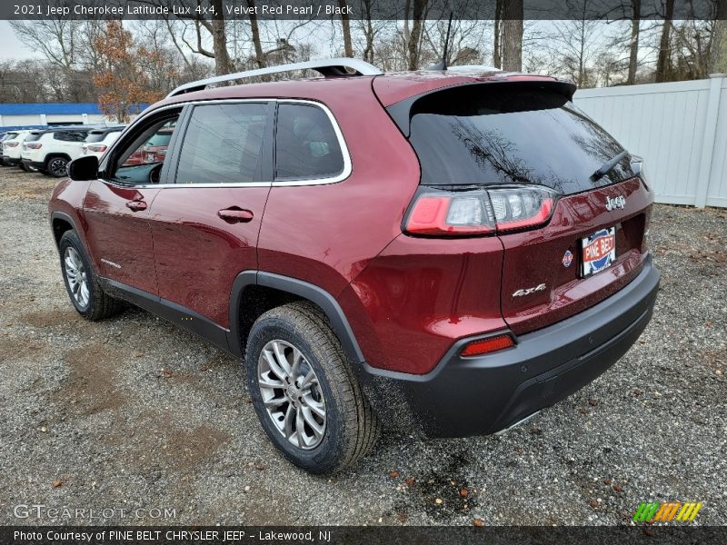 Velvet Red Pearl / Black 2021 Jeep Cherokee Latitude Lux 4x4