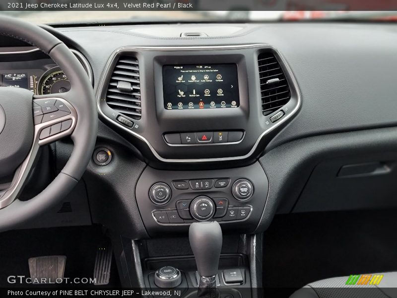 Velvet Red Pearl / Black 2021 Jeep Cherokee Latitude Lux 4x4