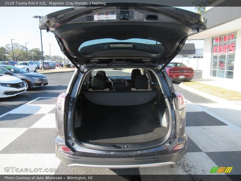 Magnetic Gray Metallic / Nutmeg 2018 Toyota RAV4 XLE