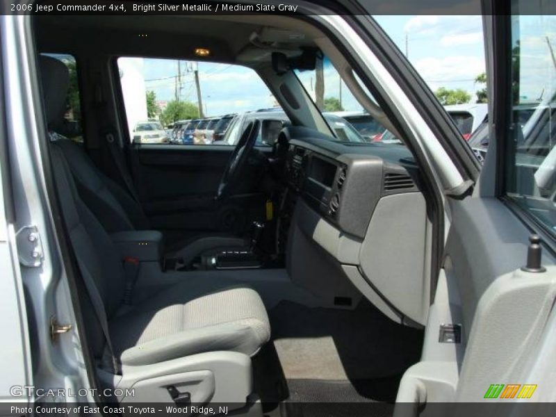 Bright Silver Metallic / Medium Slate Gray 2006 Jeep Commander 4x4
