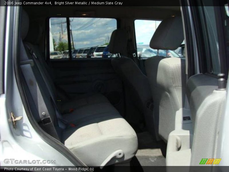 Bright Silver Metallic / Medium Slate Gray 2006 Jeep Commander 4x4