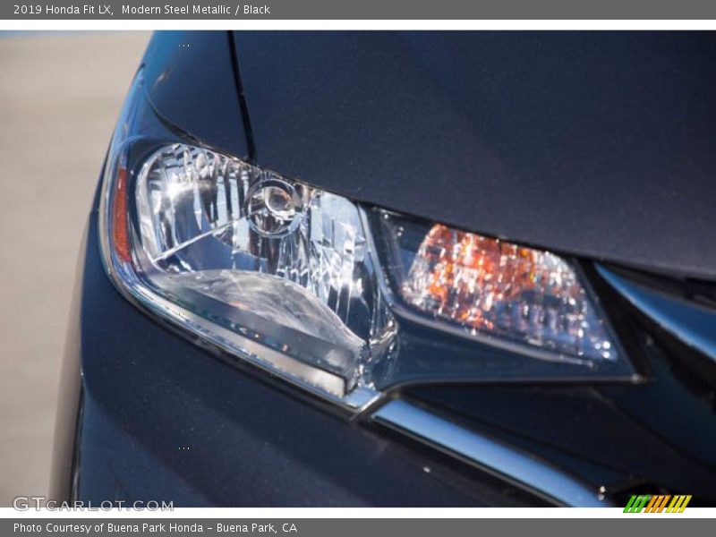 Modern Steel Metallic / Black 2019 Honda Fit LX