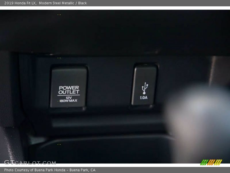 Modern Steel Metallic / Black 2019 Honda Fit LX