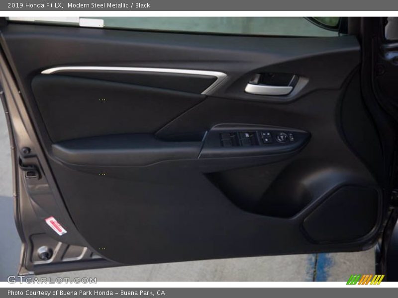Modern Steel Metallic / Black 2019 Honda Fit LX