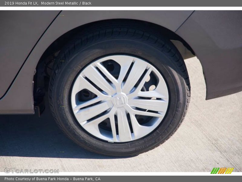 Modern Steel Metallic / Black 2019 Honda Fit LX