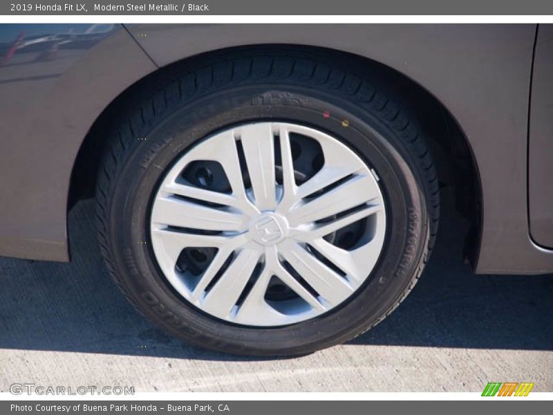 Modern Steel Metallic / Black 2019 Honda Fit LX