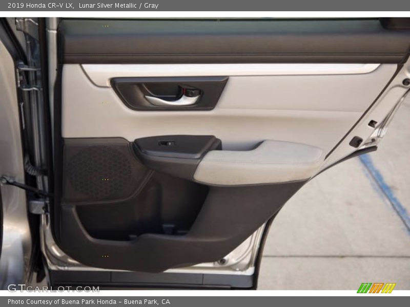 Lunar Silver Metallic / Gray 2019 Honda CR-V LX