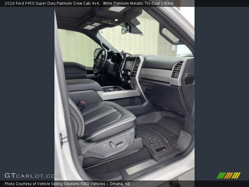 White Platinum Metallic Tri-Coat / Black 2019 Ford F450 Super Duty Platinum Crew Cab 4x4