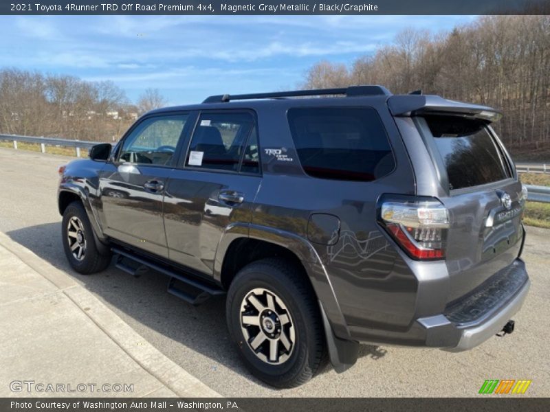 Magnetic Gray Metallic / Black/Graphite 2021 Toyota 4Runner TRD Off Road Premium 4x4