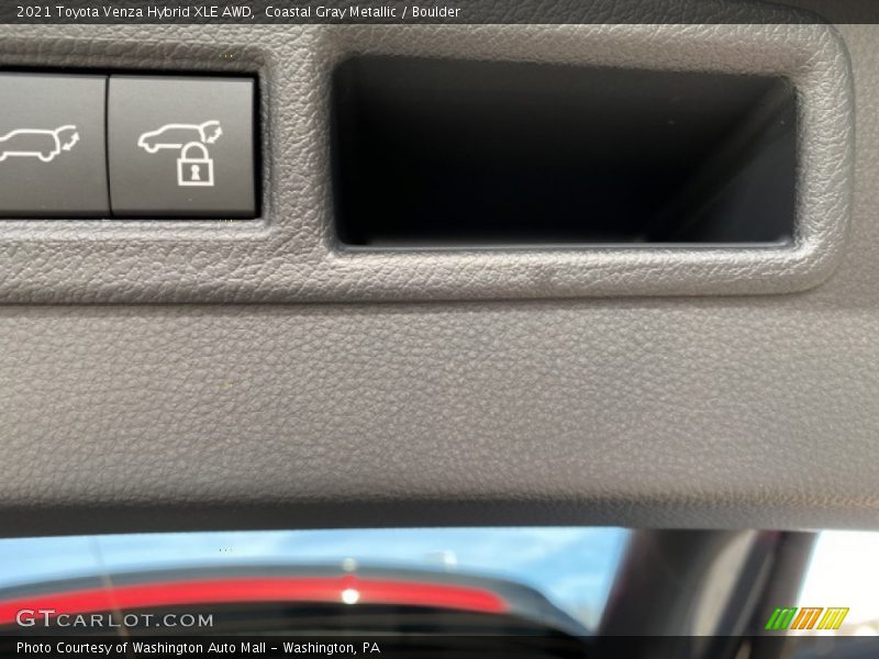 Coastal Gray Metallic / Boulder 2021 Toyota Venza Hybrid XLE AWD
