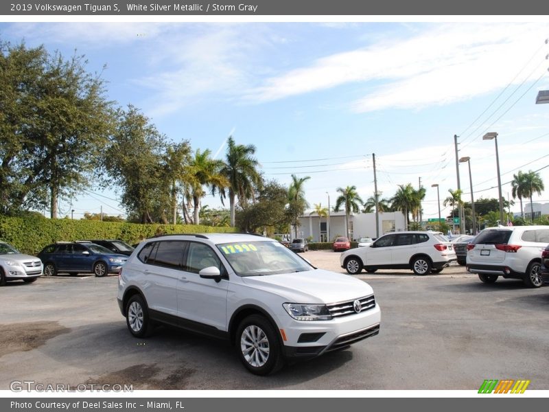 White Silver Metallic / Storm Gray 2019 Volkswagen Tiguan S