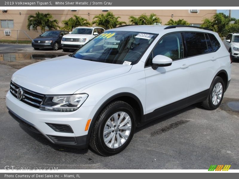 Front 3/4 View of 2019 Tiguan S