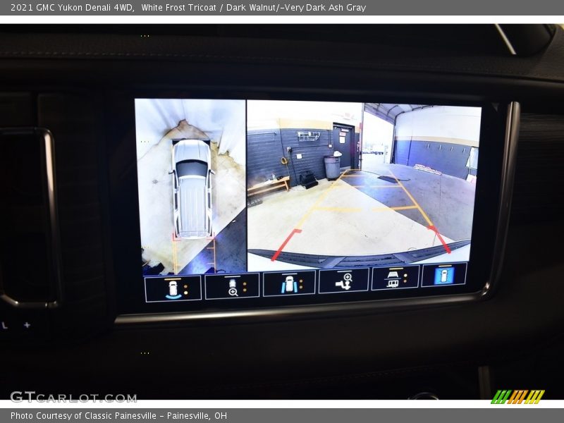 White Frost Tricoat / Dark Walnut/­Very Dark Ash Gray 2021 GMC Yukon Denali 4WD