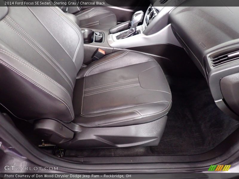 Sterling Gray / Charcoal Black 2014 Ford Focus SE Sedan