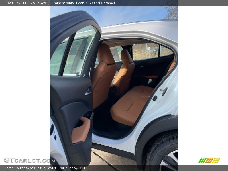 Eminent White Pearl / Glazed Caramel 2021 Lexus UX 250h AWD