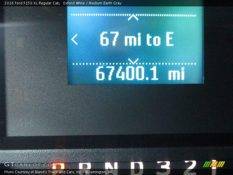 Oxford White / Medium Earth Gray 2016 Ford F150 XL Regular Cab