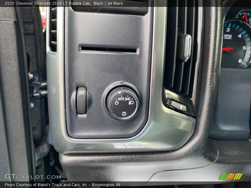 Controls of 2015 Silverado 1500 LT Double Cab