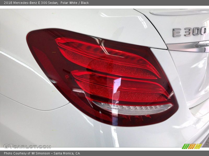 Polar White / Black 2018 Mercedes-Benz E 300 Sedan