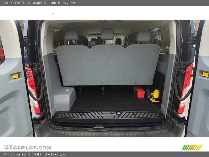  2017 Transit Wagon XL Trunk