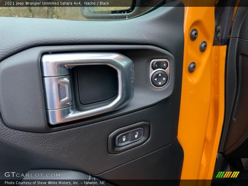Controls of 2021 Wrangler Unlimited Sahara 4x4
