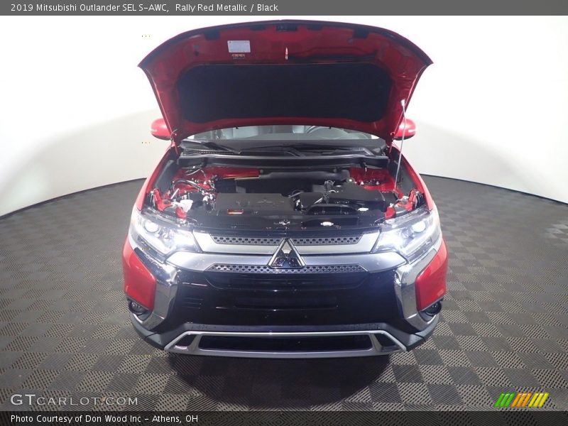 Rally Red Metallic / Black 2019 Mitsubishi Outlander SEL S-AWC