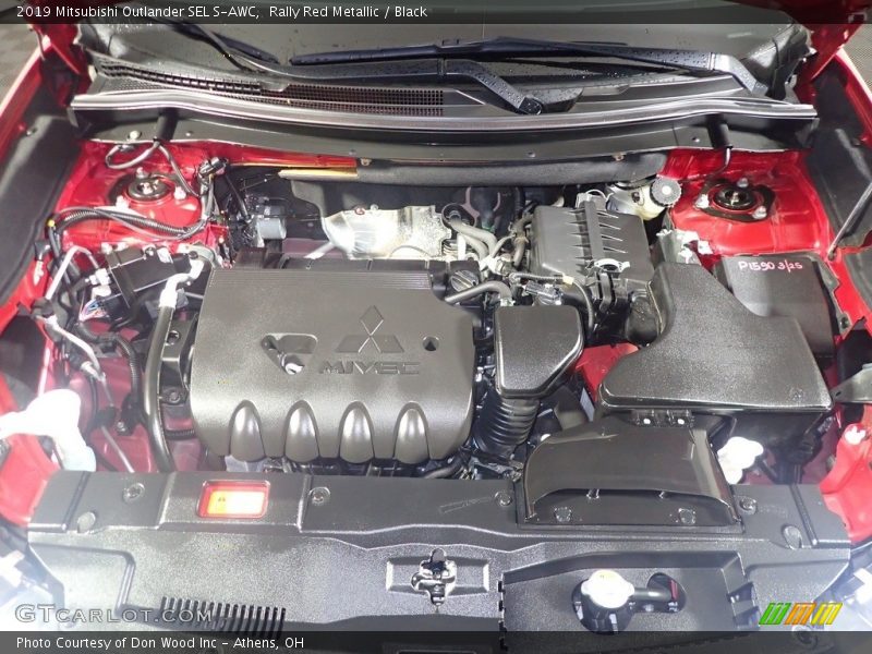 Rally Red Metallic / Black 2019 Mitsubishi Outlander SEL S-AWC