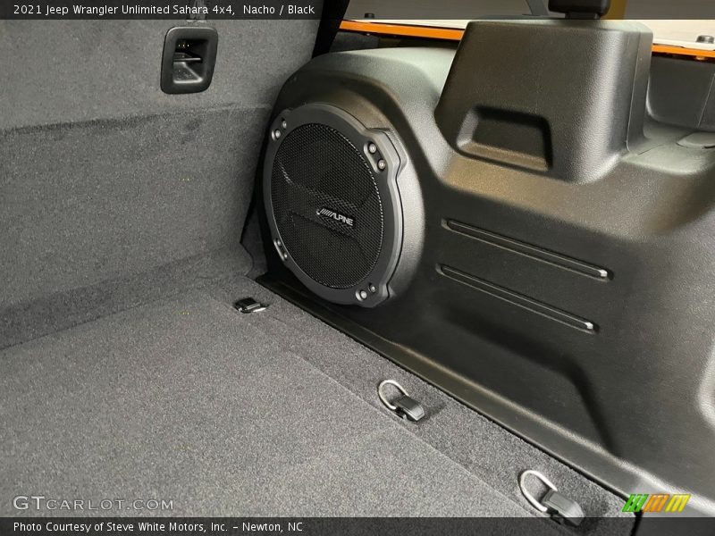 Audio System of 2021 Wrangler Unlimited Sahara 4x4