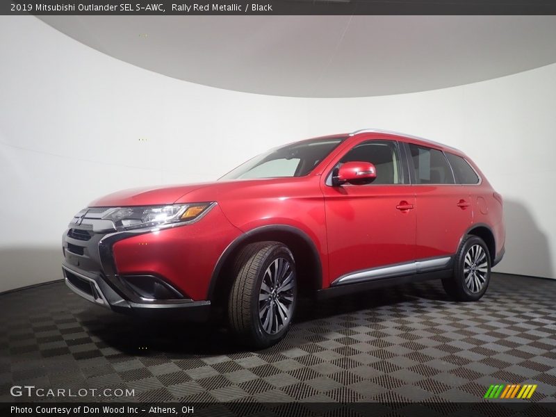 Rally Red Metallic / Black 2019 Mitsubishi Outlander SEL S-AWC