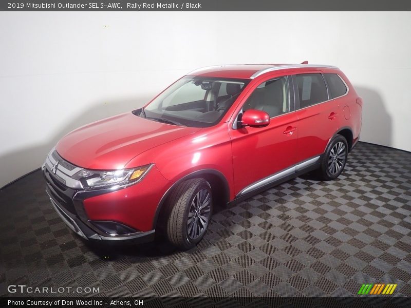 Rally Red Metallic / Black 2019 Mitsubishi Outlander SEL S-AWC