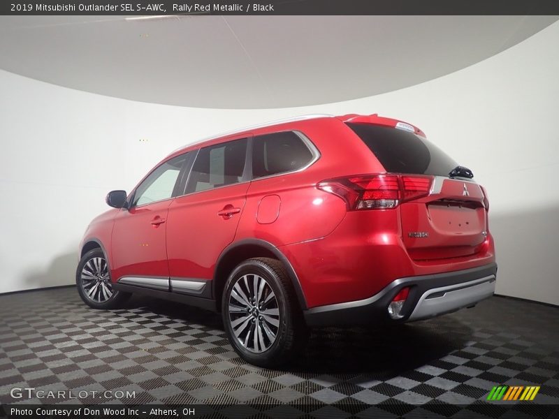 Rally Red Metallic / Black 2019 Mitsubishi Outlander SEL S-AWC