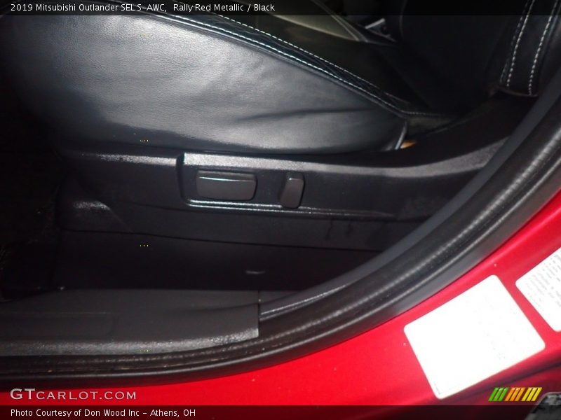 Rally Red Metallic / Black 2019 Mitsubishi Outlander SEL S-AWC