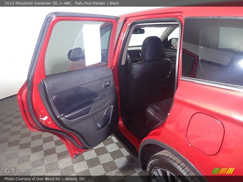 Rally Red Metallic / Black 2019 Mitsubishi Outlander SEL S-AWC