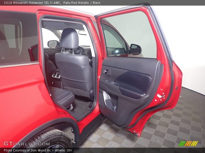 Rally Red Metallic / Black 2019 Mitsubishi Outlander SEL S-AWC